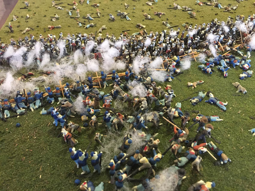 miniature soldiers in the war