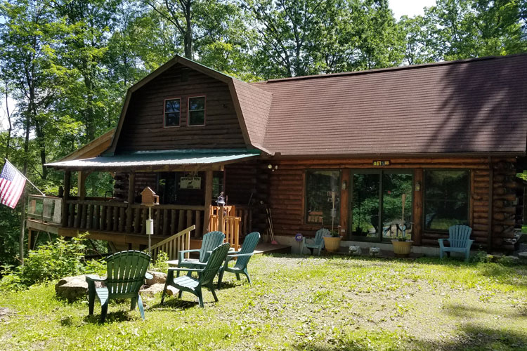 Wooden log Cabin