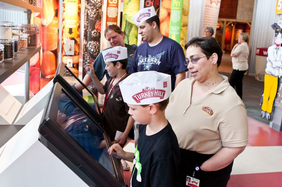 Kids at Turkey Hill Experience