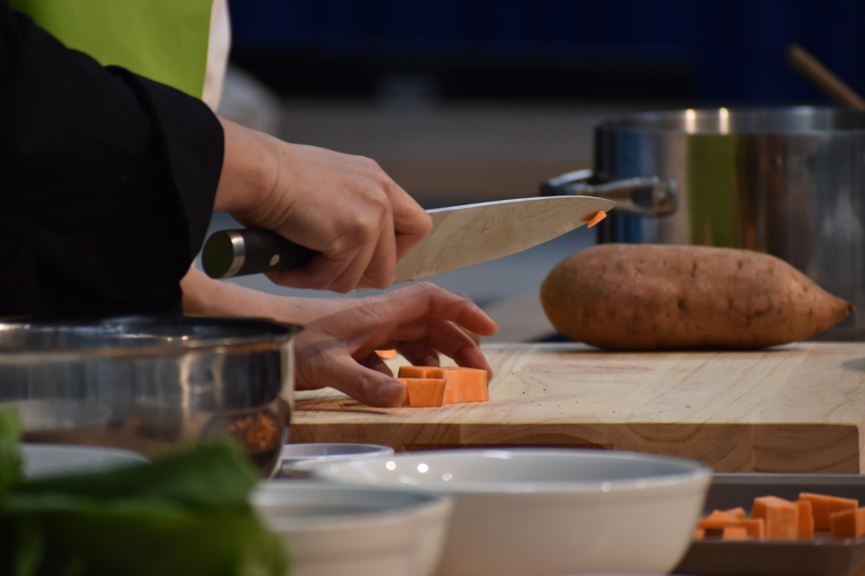 chef chopping veggies