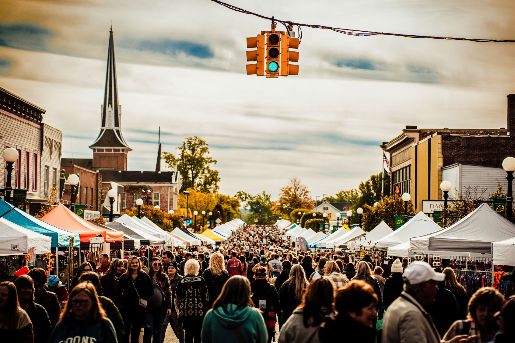 crowd at Autumn Leaf Festival