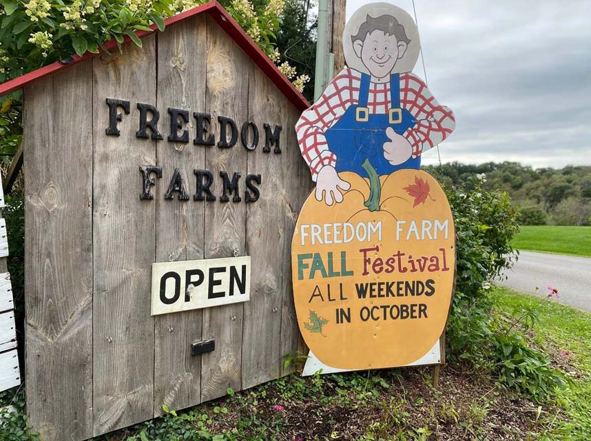 Freedom Farms sign board