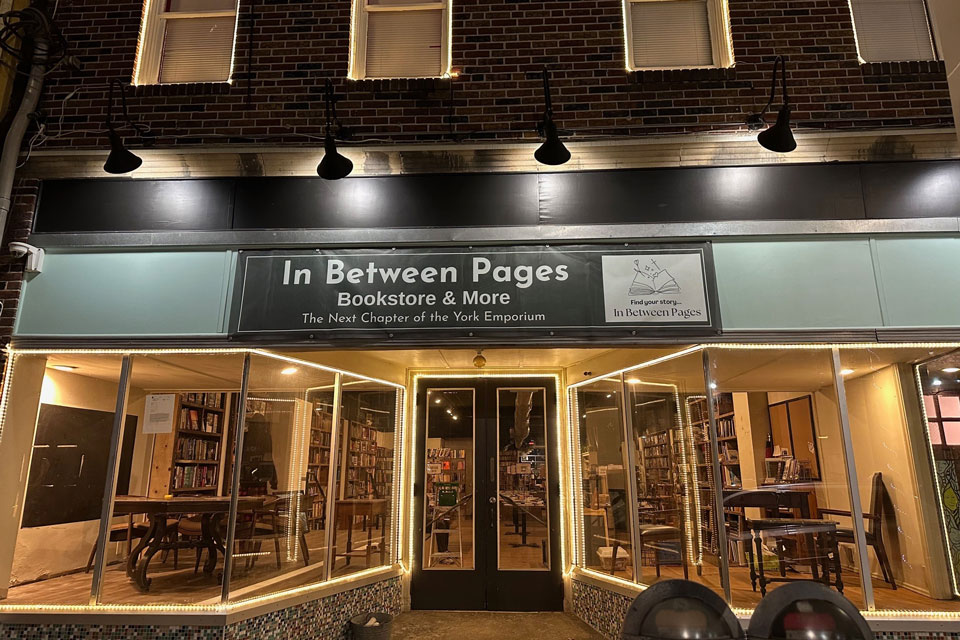 store front of bookstore