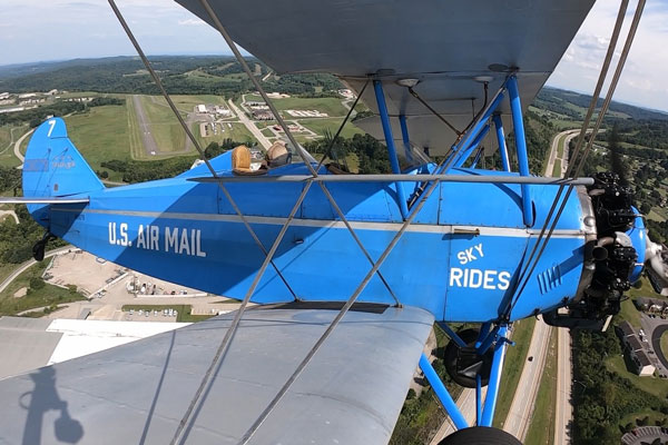 US airmail Glider flying