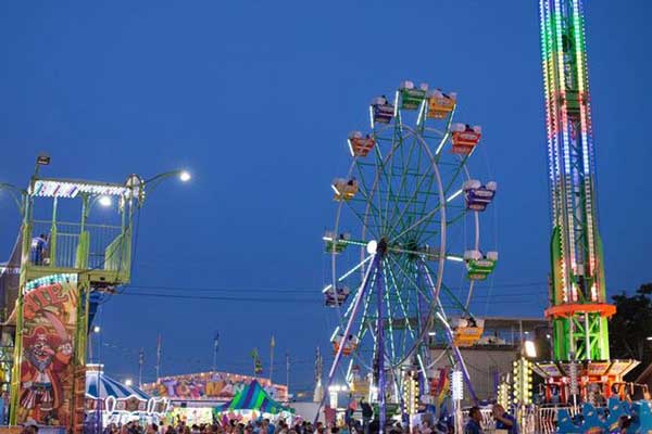 county fair rides at night