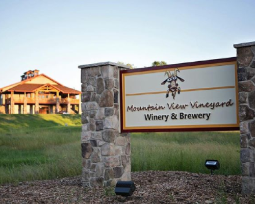 Mountain View Vineyard & Brewery