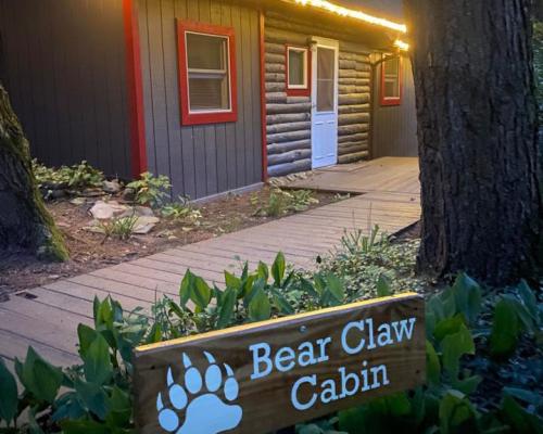 Bear Claw cottage