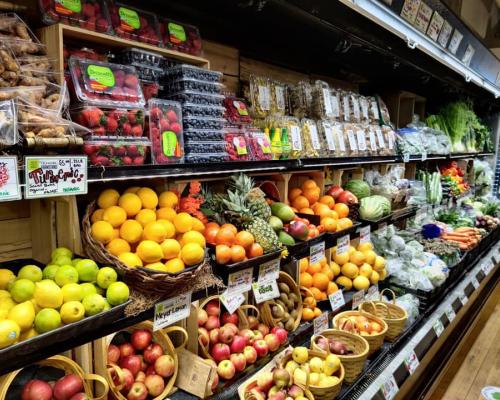 Easton Public Market Fruits and fresh produce aisle