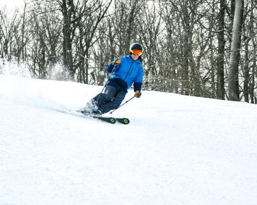 a person skiing the slope