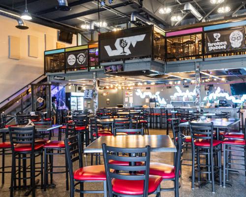 Broken Goblet Brewing indoor seating
