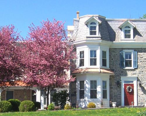 Fox and Hound Bed and Breakfast exterior
