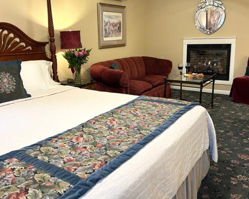 Fox and Hound Bed and Breakfast suite