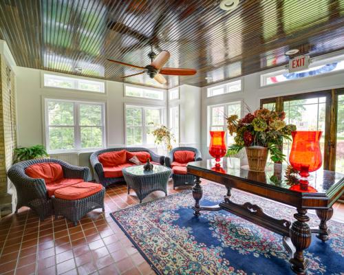 Kane Manor Inn interior
