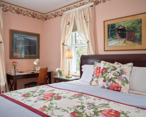 Mooreland Garden Inn gardenroom