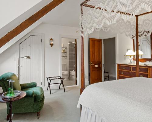 Pheasant Run Farm Bed and Breakfast suite