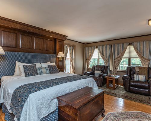 The Inn At Bowman's Hill bedroom