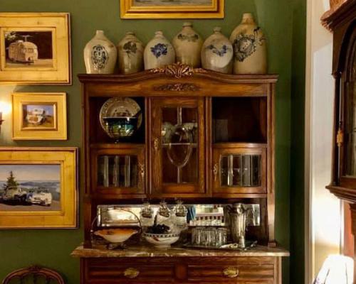 The Dolon House Bed & Breakfast