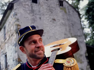 Porch Performance: Charlie Zahm