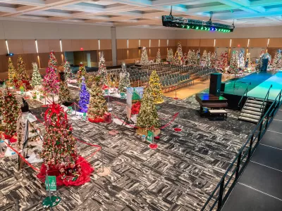 AHN Saint Vincent Festival of Trees